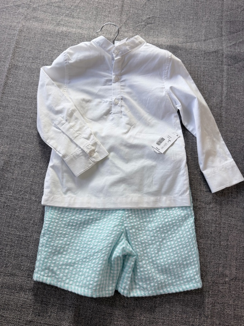 Edgehill Collection Aqua White Top with Brand Hang Tag